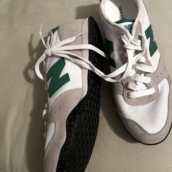 Meet your Posher, Melinna - Picture 1 of 5